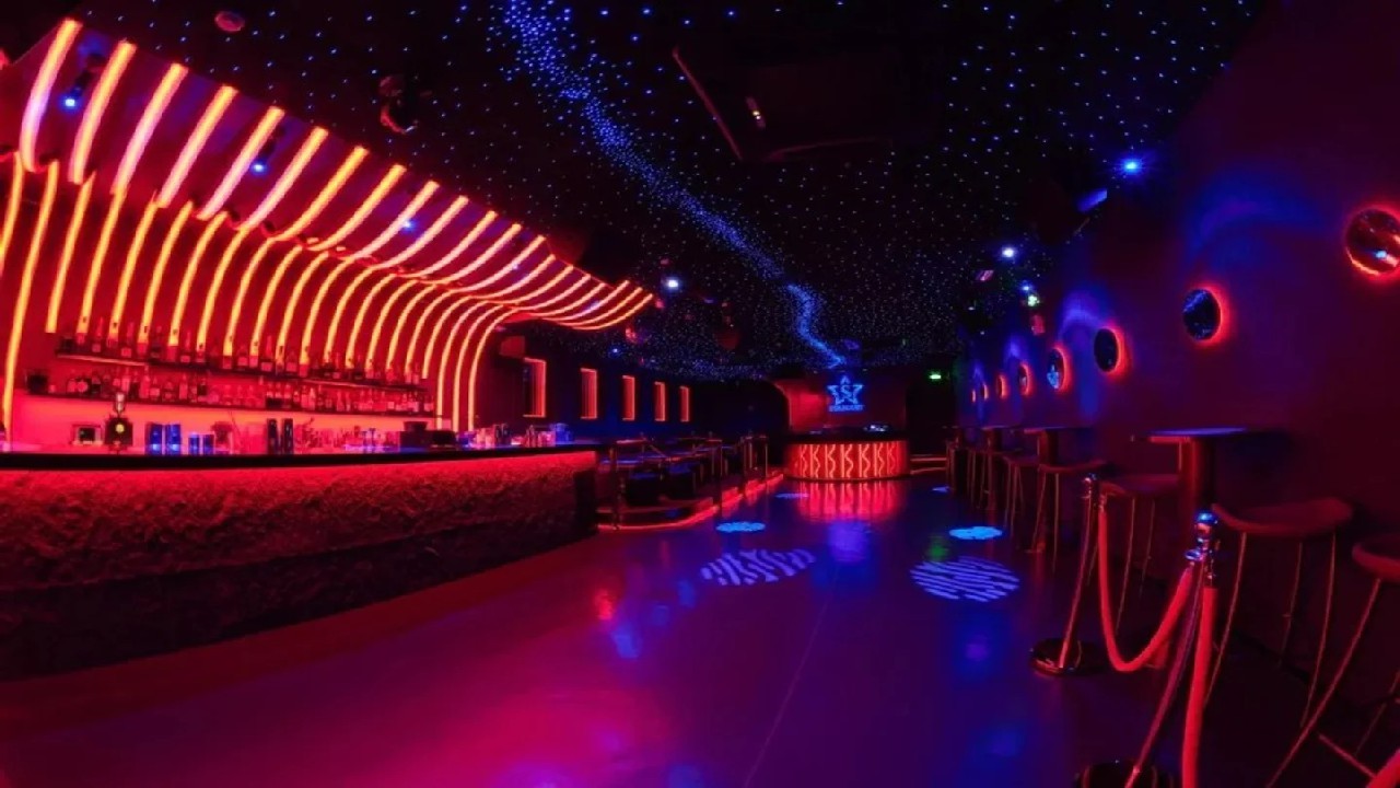 Shanghai Neon Night Club Experience in Shanghai